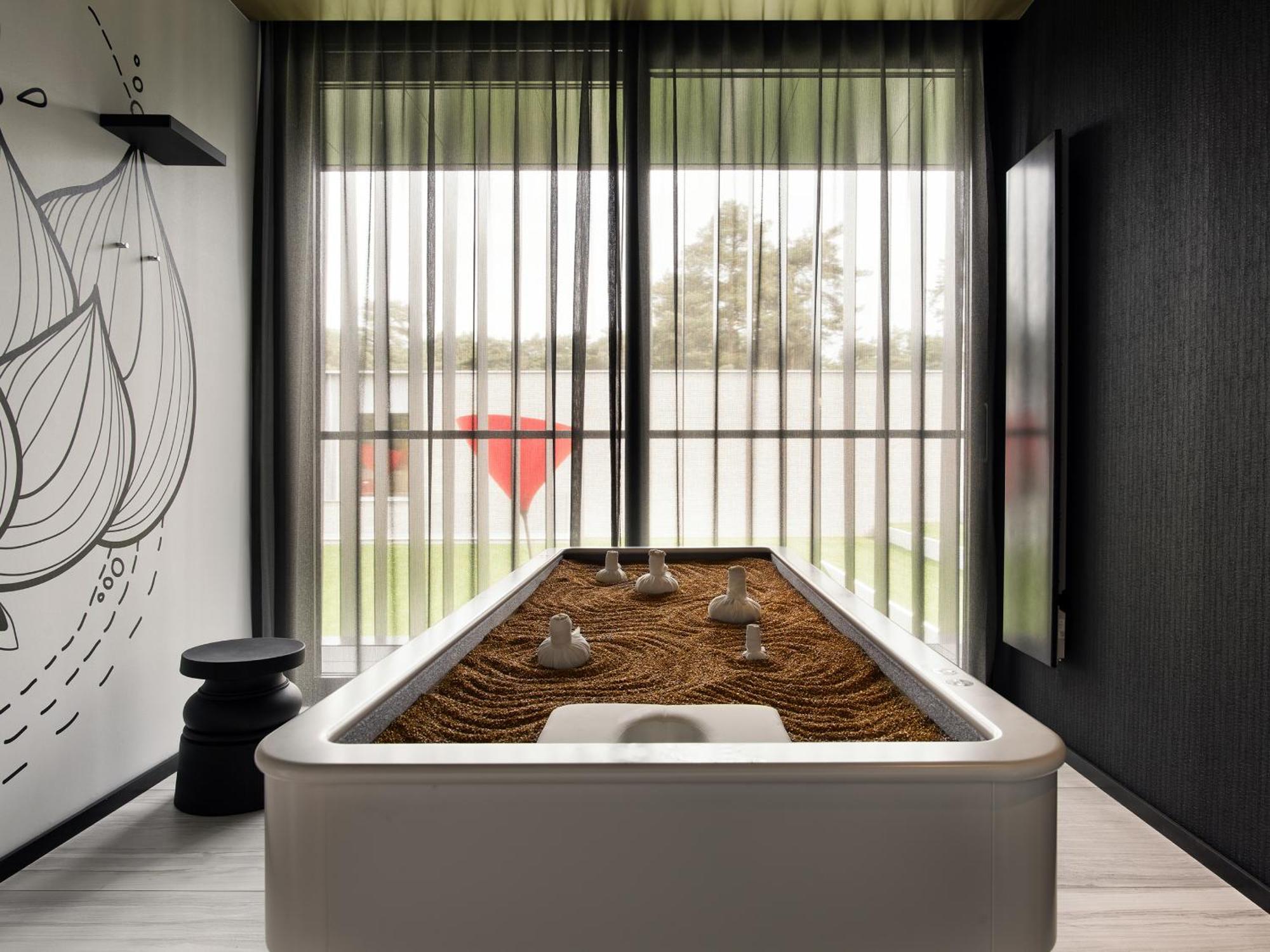 La Butte Aux Bois A Small Luxury Hotel Of The World ลานาเคน ภายนอก รูปภาพ